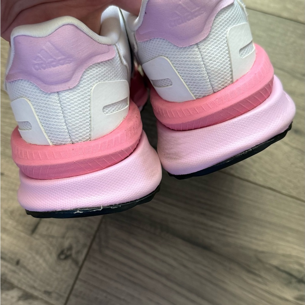 Adidas Women's White and Pink Athletic Shoes Sneaker size 7US(38) - Picture 4 of 7